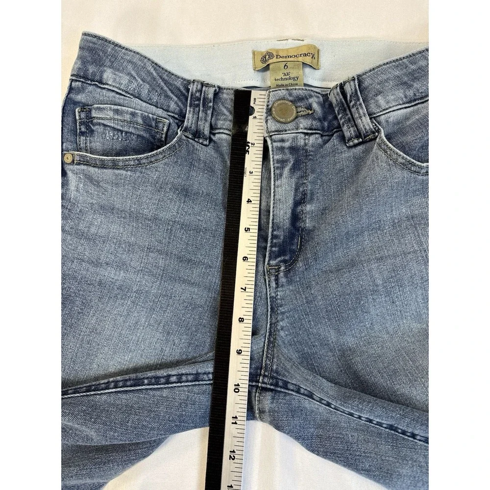 Democracy Women's 6 Flare Bootcut Jeans 
